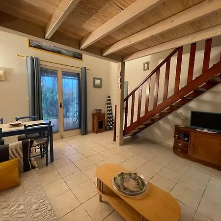 Sejour Familial A La Bergerie, Parking, Apartment Hyeres
